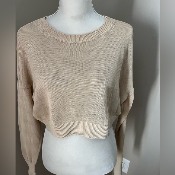 Club Monaco Sheer Crop Sweater XS - Picture 5 of 13